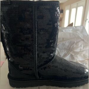Sequin Uggs Brand new in box Black